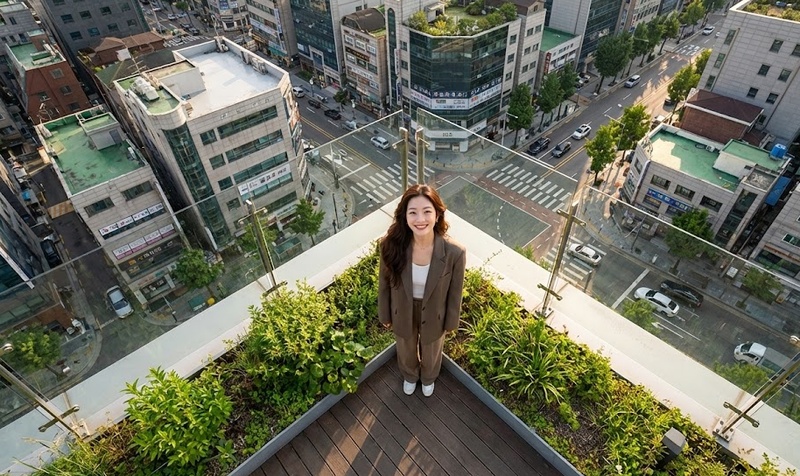 나노 바나나 프로 카메라 앵글 프롬프트 예시 6